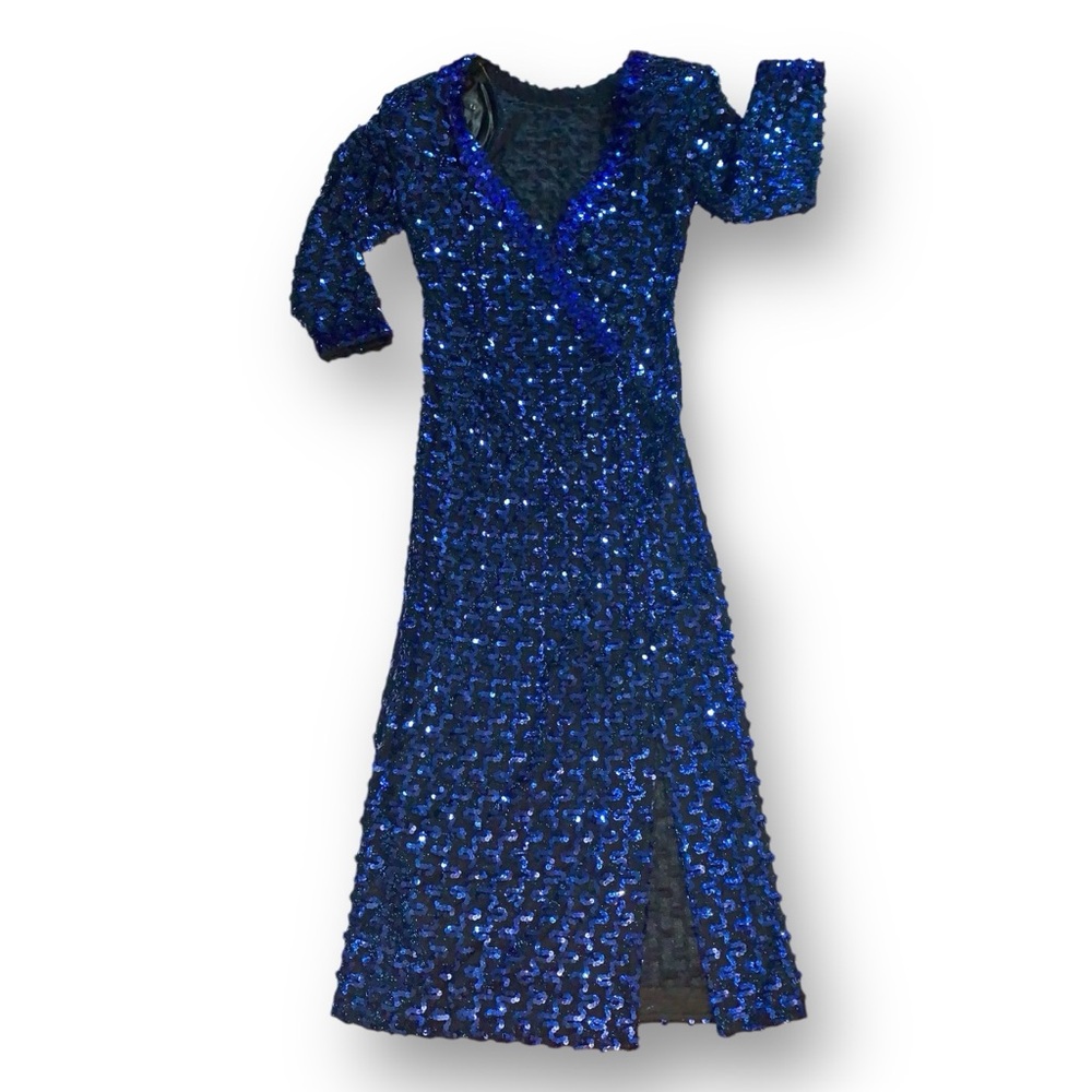 v i n t a g e :: Glamorous Lilli Diamond Surplice Sequin Maxi Dress - Picture 9 of 15